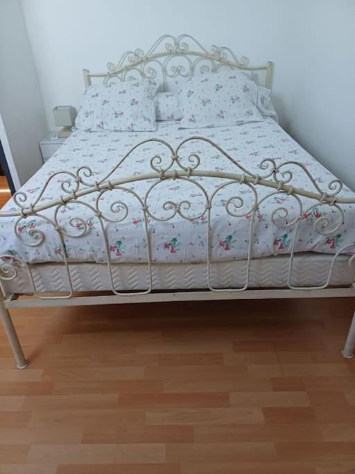 Appartement Le 7 à Servian Extérieur photo