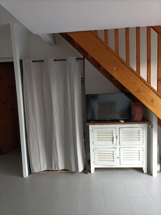 Appartement Le 7 à Servian Extérieur photo